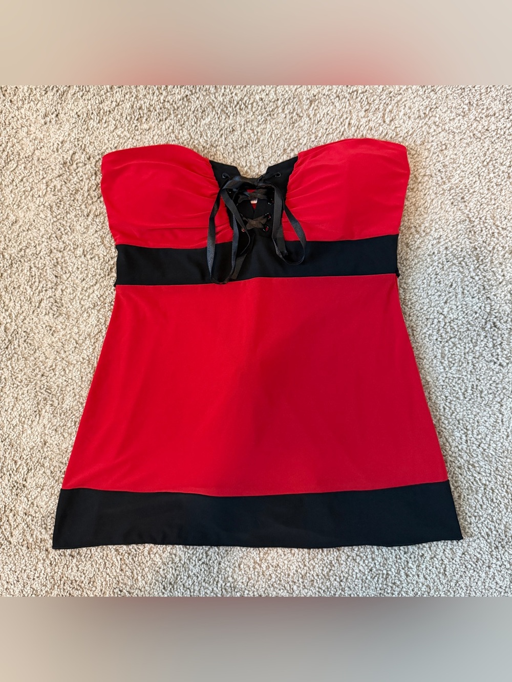 Lipstick Red & Black Y2K Tube Top Black Lace Up Front
